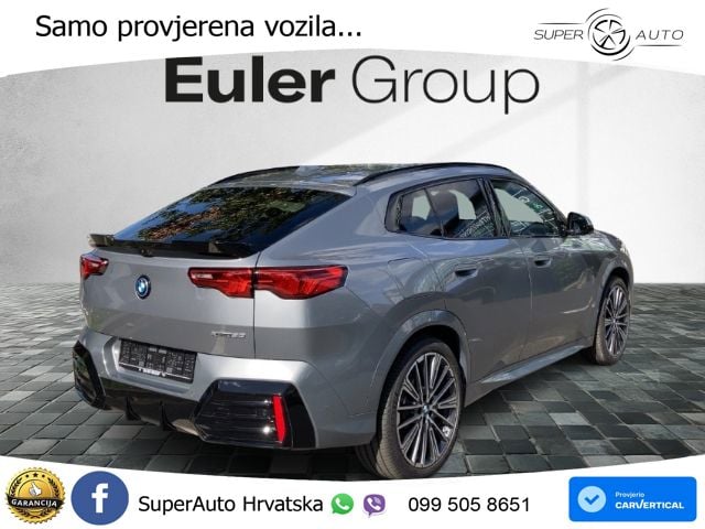 BMW iX2 66.5 kWh (313 KS) xDrive30
