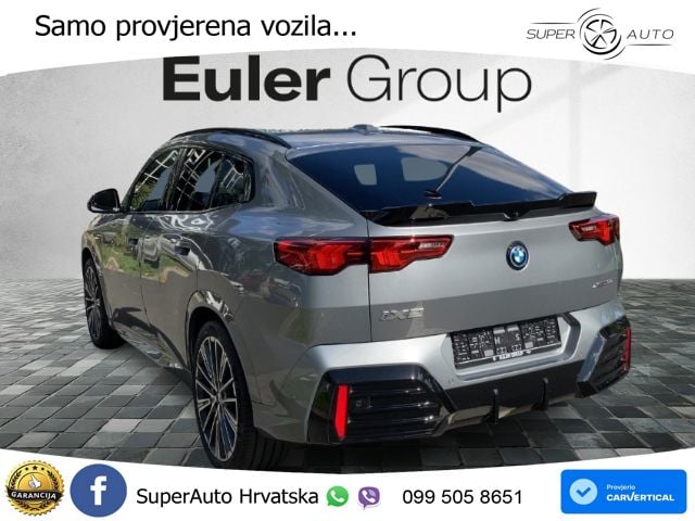 BMW iX2 66.5 kWh (313 KS) xDrive30