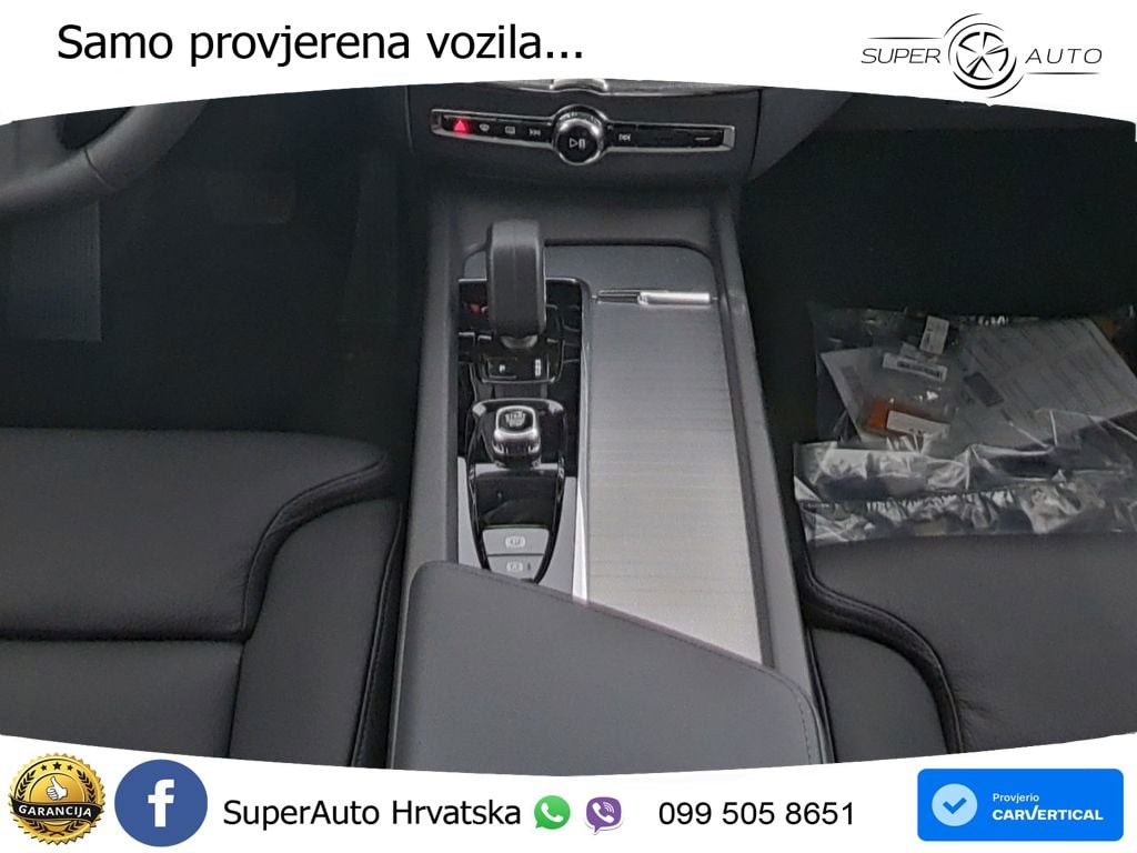 Volvo XC60 B5 Benzin AWD Geartronic ACC+HEAD+4xGR SJED+360+PANO