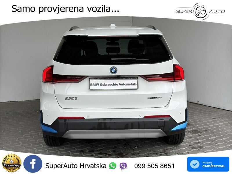 BMW iX1 68 kWh (313 KS) xDrive30