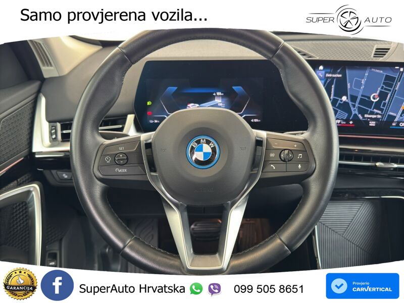 BMW iX1 68 kWh (313 KS) xDrive30