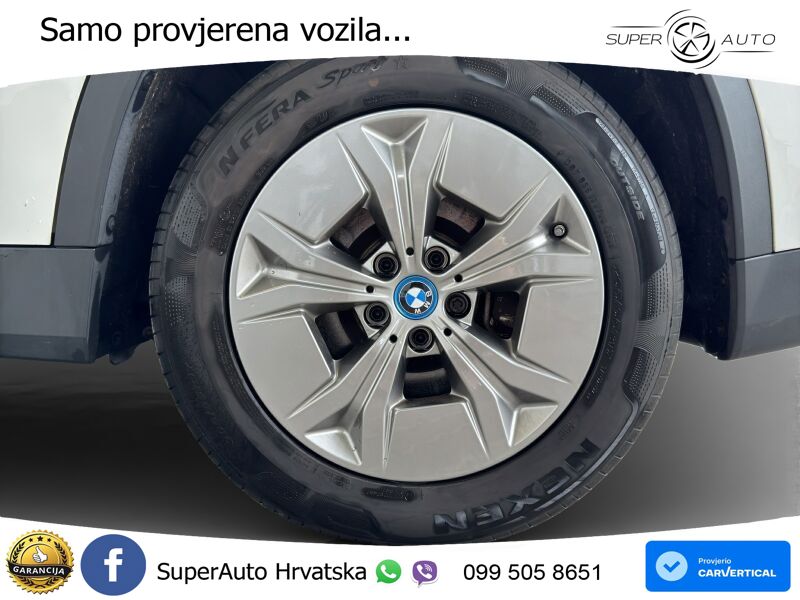 BMW iX1 68 kWh (313 KS) xDrive30