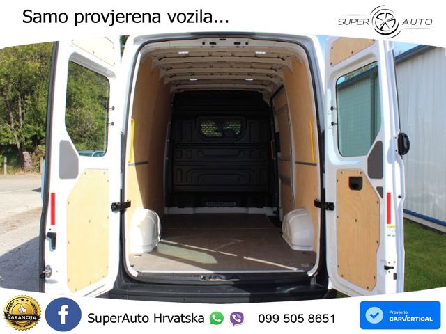 Volkswagen Crafter 35 HOKA MR 2.0 TDI FWD *Facelift* 140 KS