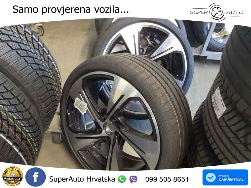 Audi A3 Limuzina 40 TFSI (204 KS) quattro S tronic S line LED+GR SJED+ACC