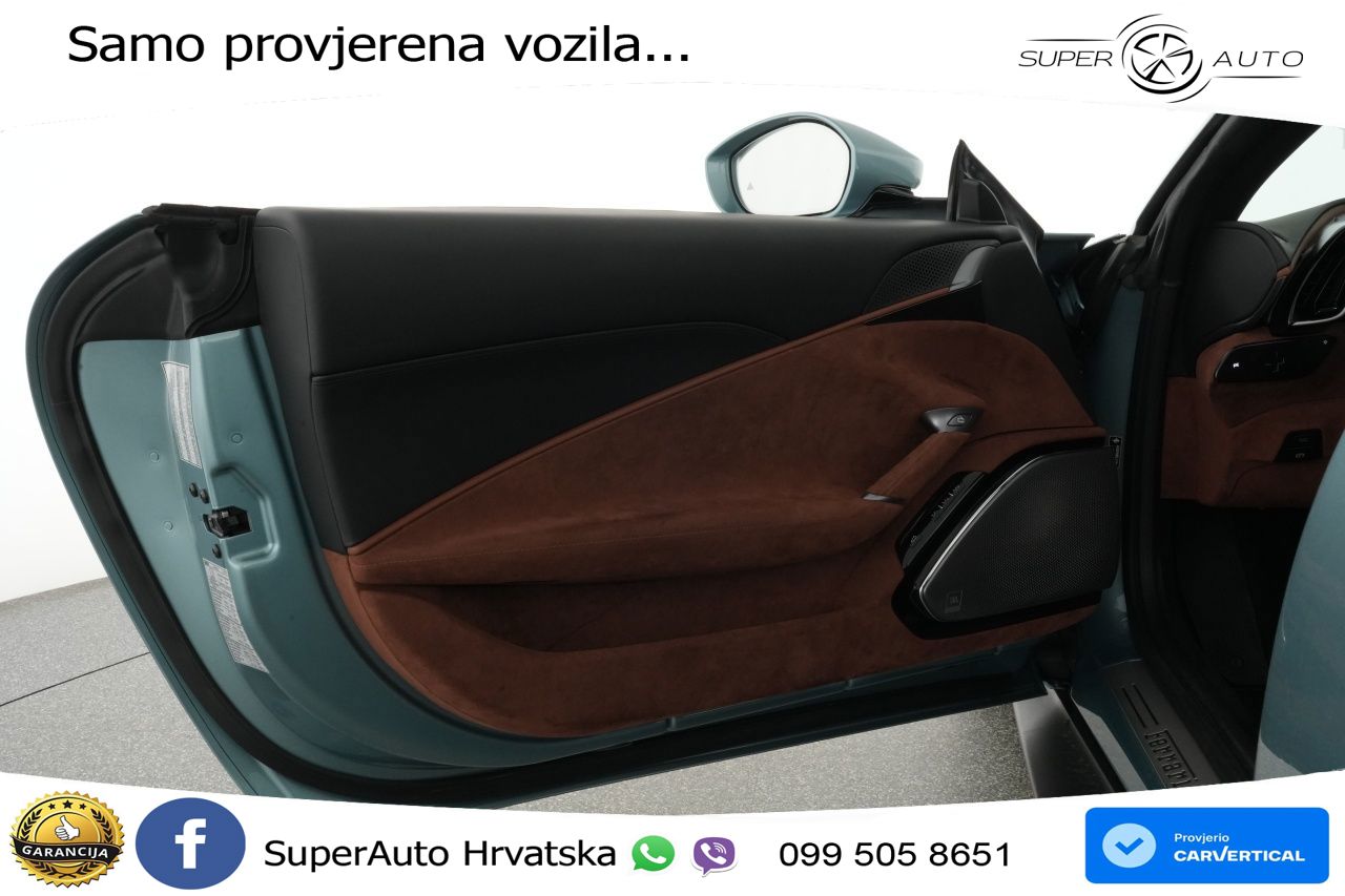 Ferrari Roma Spider 3.9 V8 (620 KS) F1 DCT