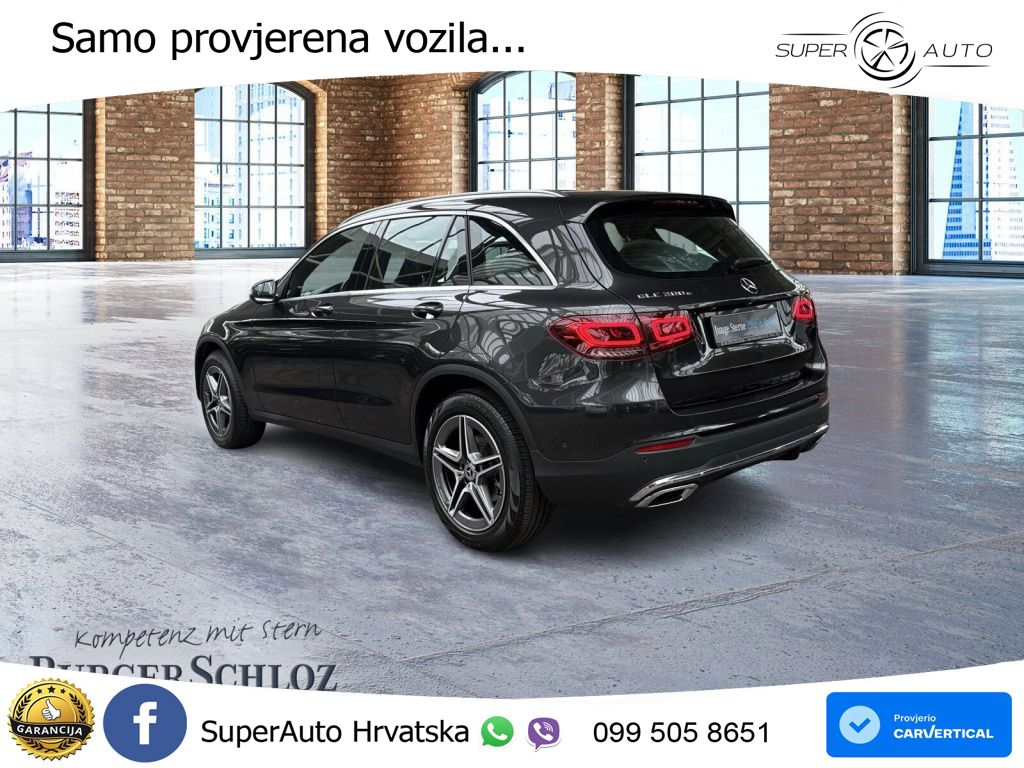 Mercedes GLC 300e (320 KS) 4MATIC 9G-TRONIC AMG LED+GR SJED+ACC