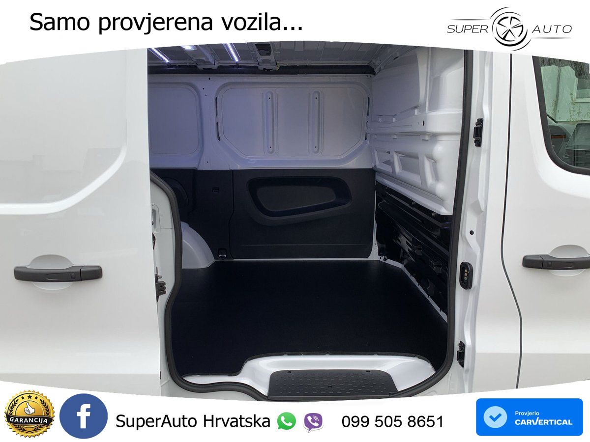 Renault Trafic Komfort L1H1 3,0t Blue dCi 130 PDC+KAMERA 131 KS