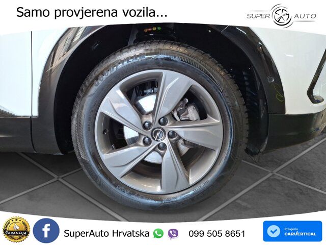 Opel Grandland 1.2i Turbo (130 KS) Automatic GS LED+GR SJED+ACC