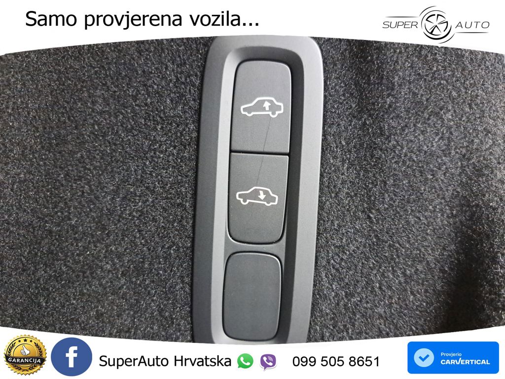 Volvo XC60 B5 Benzin AWD Geartronic ACC+HEAD+4xGR SJED+360+PANO