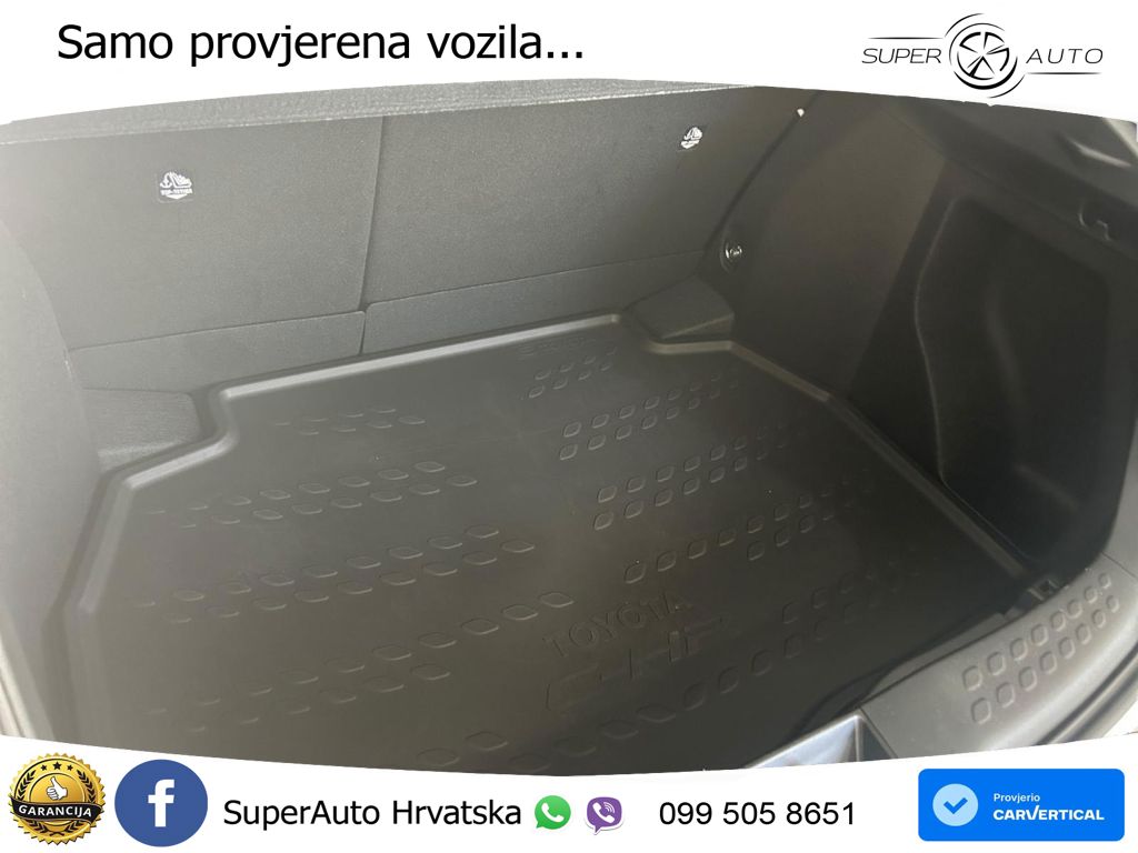 Toyota C-HR 1.8 (122 KS) Hybrid e-CVT Flow LED+ACC