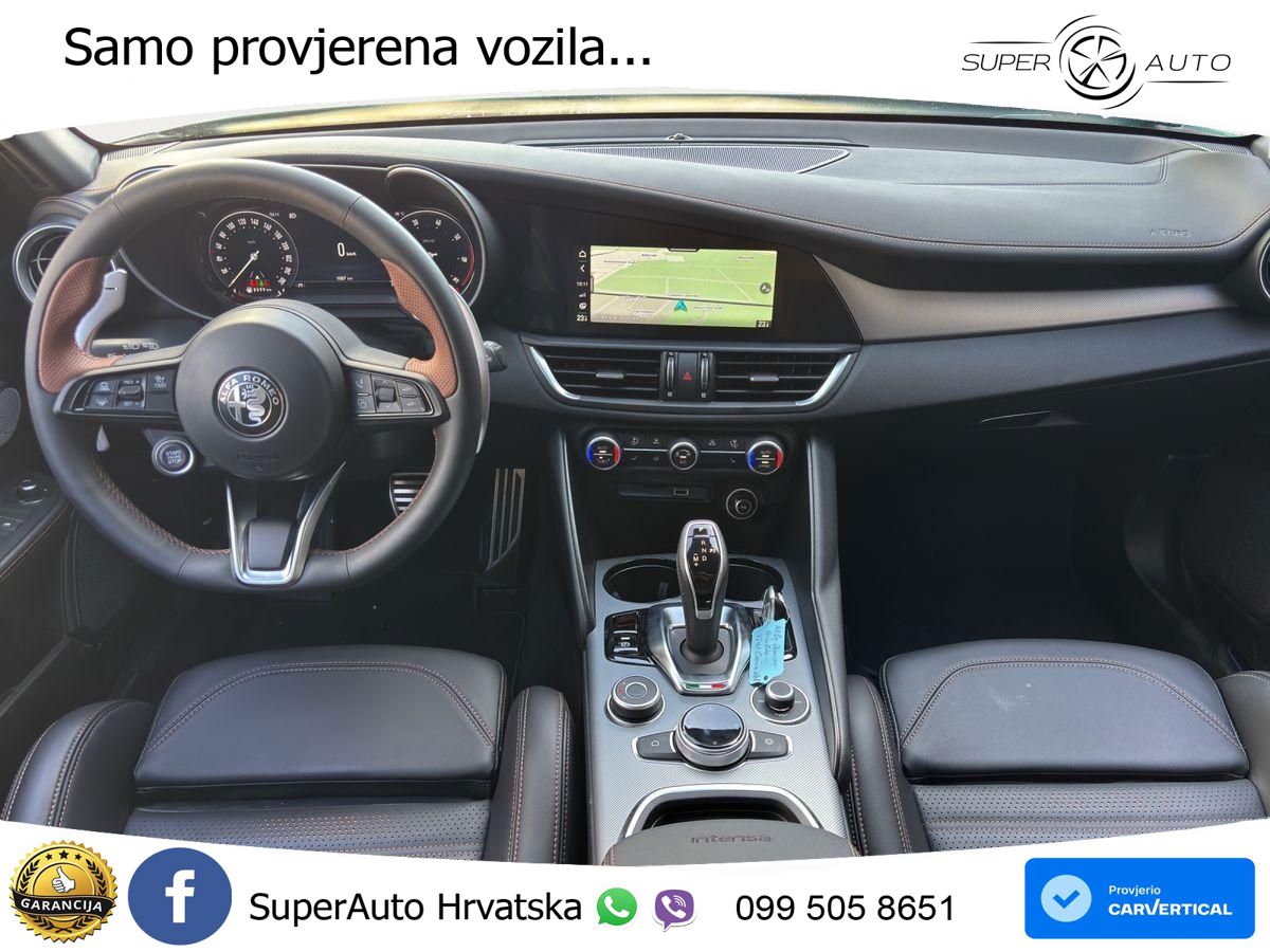 Alfa Romeo Giulia 2.0 Turbo (280 KS) Q4 Automatic LED+GR SJED+ACC
