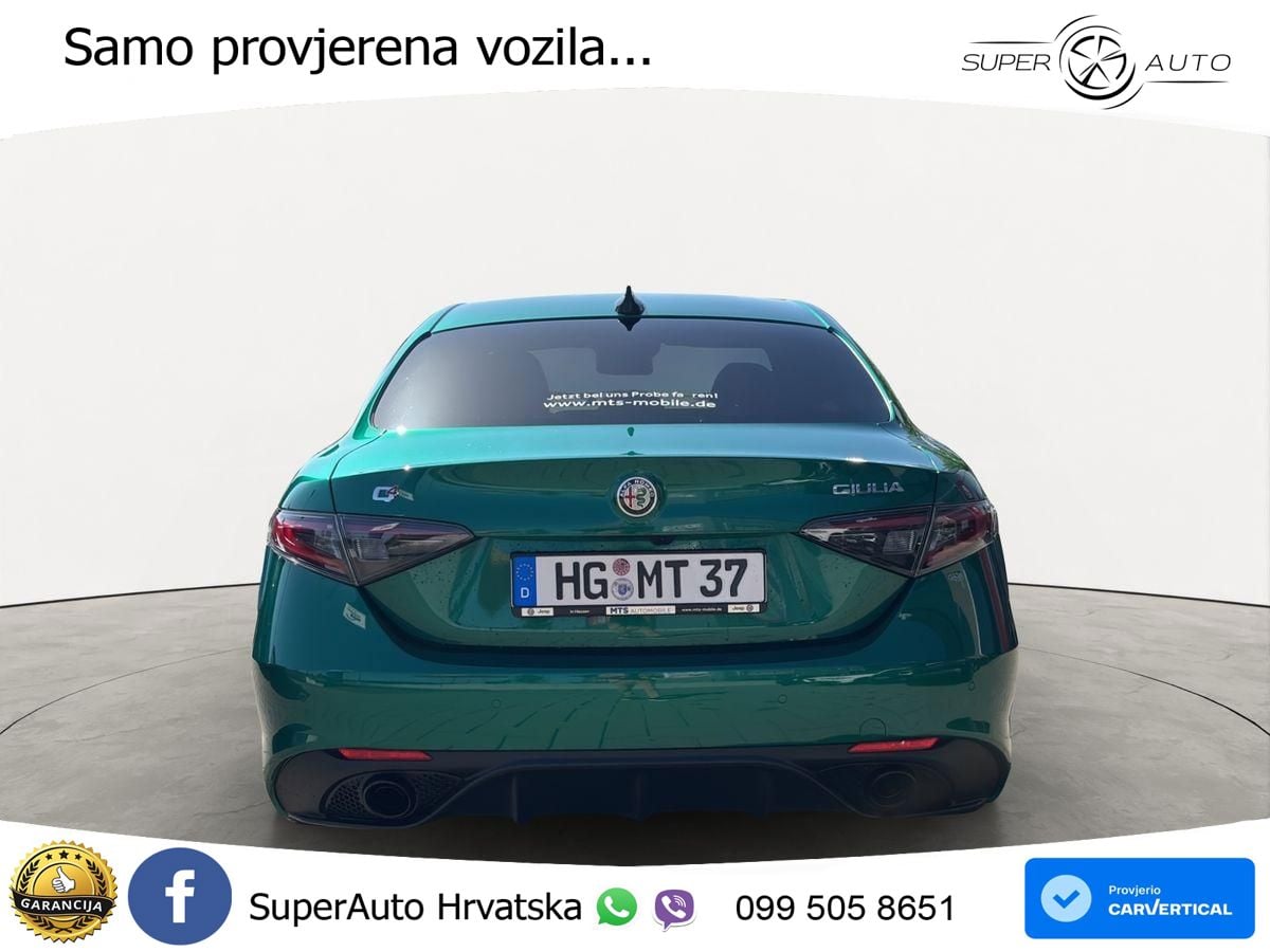 Alfa Romeo Giulia 2.0 Turbo (280 KS) Q4 Automatic LED+GR SJED+ACC