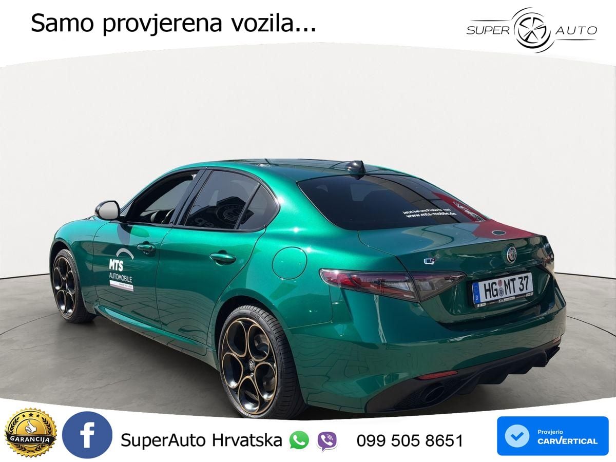 Alfa Romeo Giulia 2.0 Turbo (280 KS) Q4 Automatic LED+GR SJED+ACC