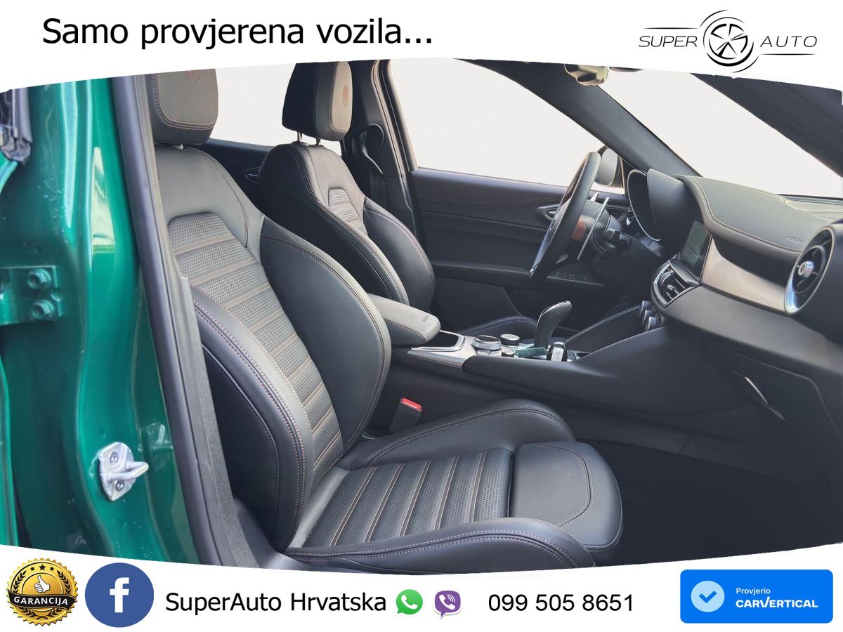 Alfa Romeo Giulia 2.0 Turbo (280 KS) Q4 Automatic LED+GR SJED+ACC
