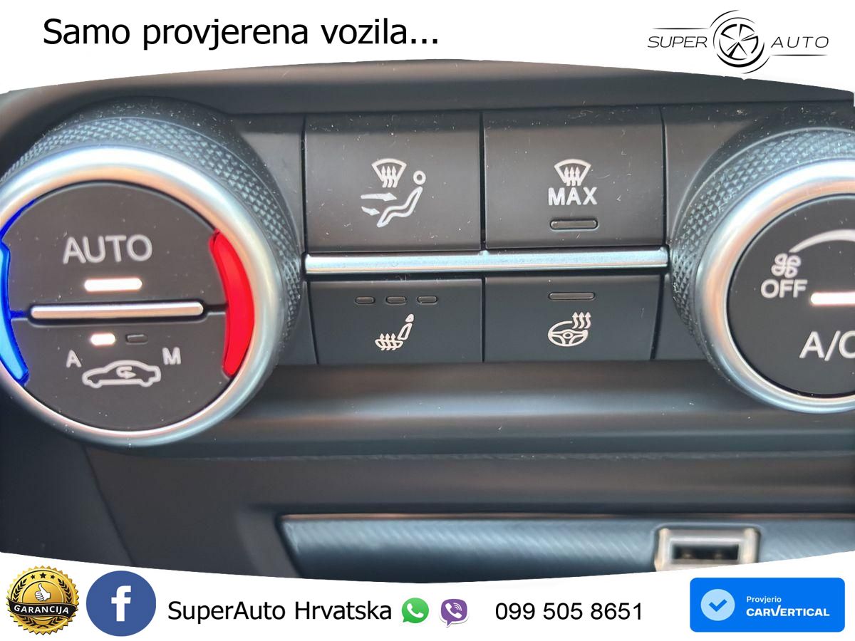 Alfa Romeo Giulia 2.0 Turbo (280 KS) Q4 Automatic LED+GR SJED+ACC