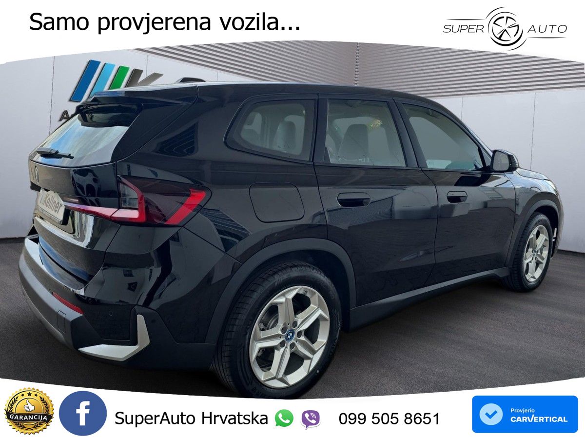 BMW iX1 68 kWh (313 KS) xDrive30 LED+GR SJED+ACC