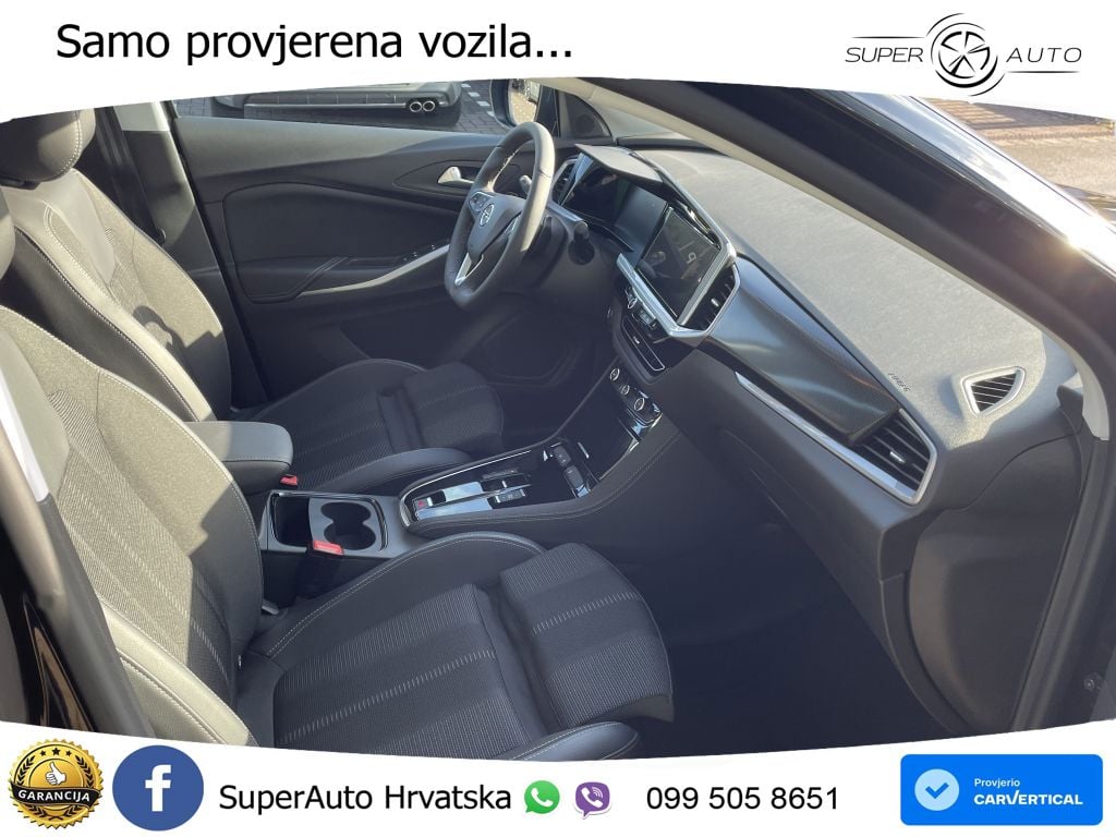 Opel Grandland 1.2i Turbo (130 KS) Automatic GS LED+GR SJED+ACC
