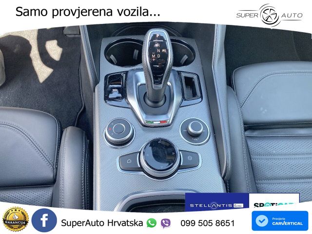 Alfa Romeo Giulia 2.0 Turbo (280 KS) AWD Automatic LED+GR SJED+ACC
