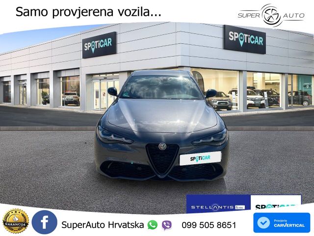 Alfa Romeo Giulia 2.0 Turbo (280 KS) AWD Automatic LED+GR SJED+ACC