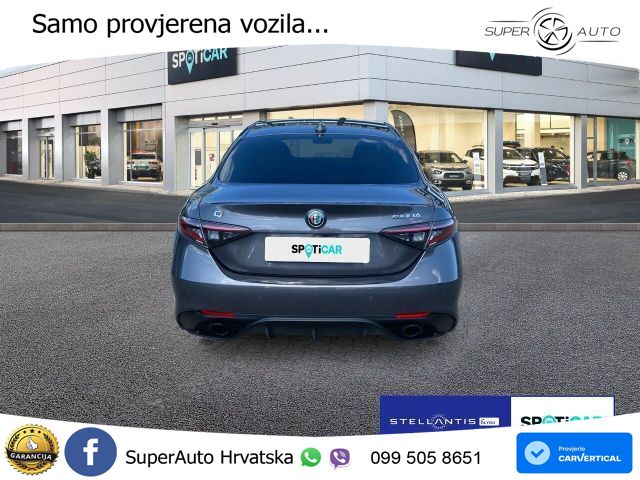 Alfa Romeo Giulia 2.0 Turbo (280 KS) AWD Automatic LED+GR SJED+ACC