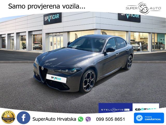 Alfa Romeo Giulia 2.0 Turbo (280 KS) AWD Automatic LED+GR SJED+ACC