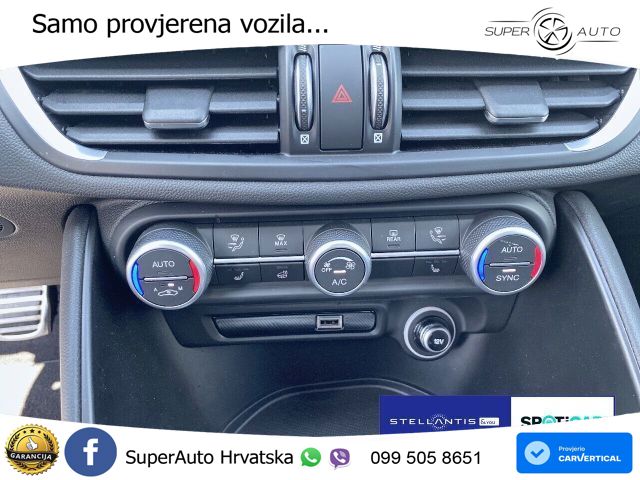 Alfa Romeo Giulia 2.0 Turbo (280 KS) AWD Automatic LED+GR SJED+ACC