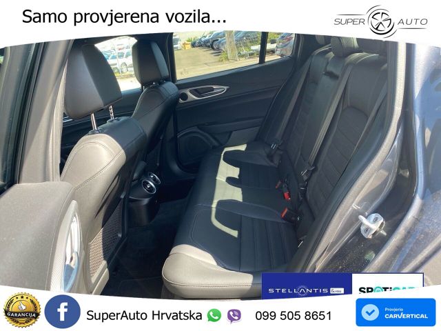 Alfa Romeo Giulia 2.0 Turbo (280 KS) AWD Automatic LED+GR SJED+ACC