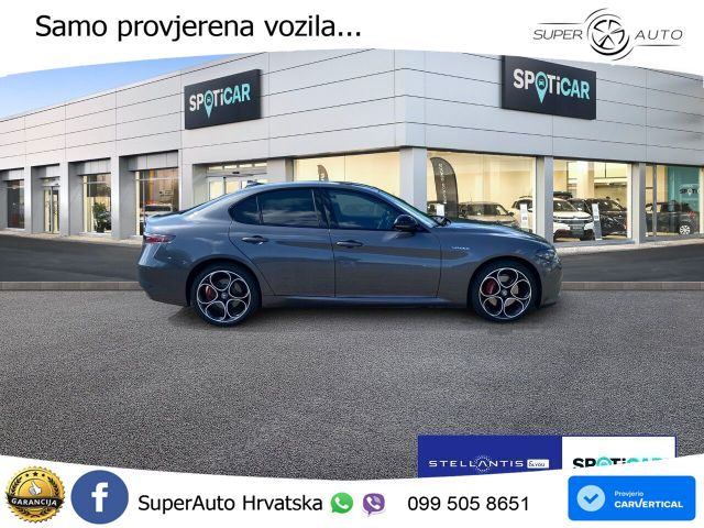 Alfa Romeo Giulia 2.0 Turbo (280 KS) AWD Automatic LED+GR SJED+ACC