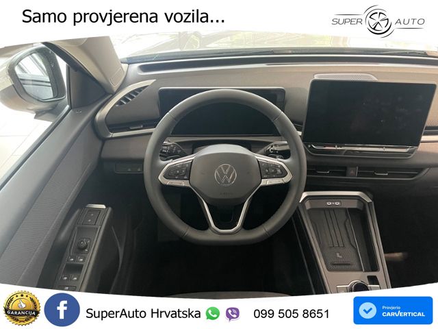 Volkswagen T-Roc II 1.5 eTSI (116 KS)  DSG LED+GR SJED+ACC