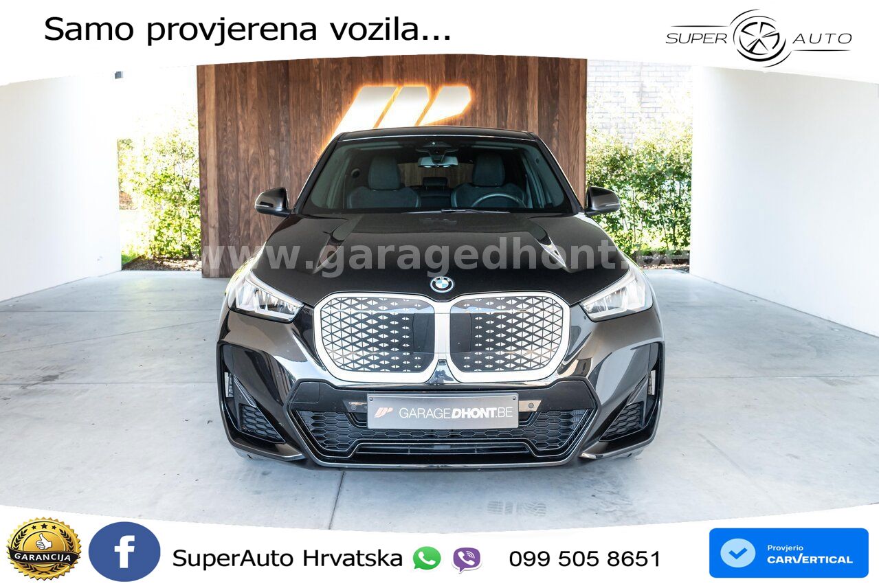 BMW iX1 68 kWh (313 KS) xDrive30