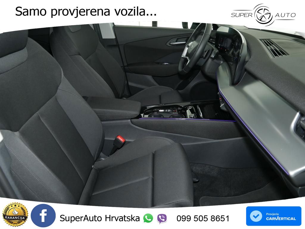 Audi Q3 2.0 TDI (150 KS) S tronic S line LED+GR SJED+ACC