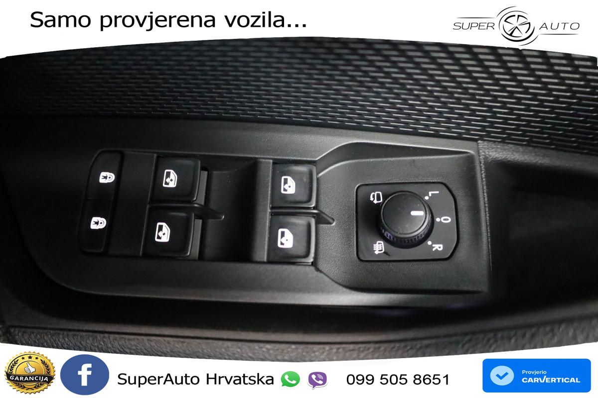 Škoda Octavia Combi RS 2.0 TSI (265 KS) DSG LED+GR SJED+ACC