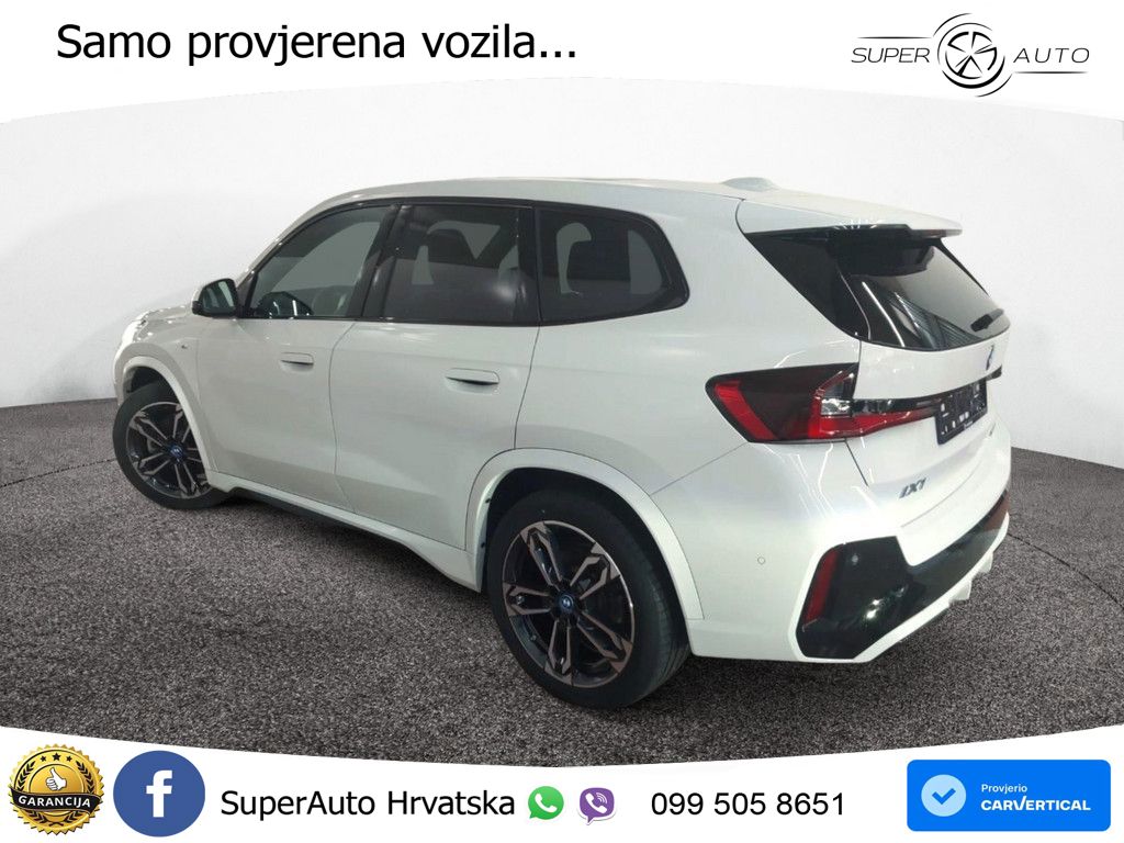 BMW iX1 68 kWh (313 KS) xDrive30