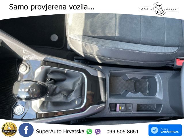 Volkswagen T-Roc 1.5 TSI (150 KS) MATRIX+GR SJED+KAM