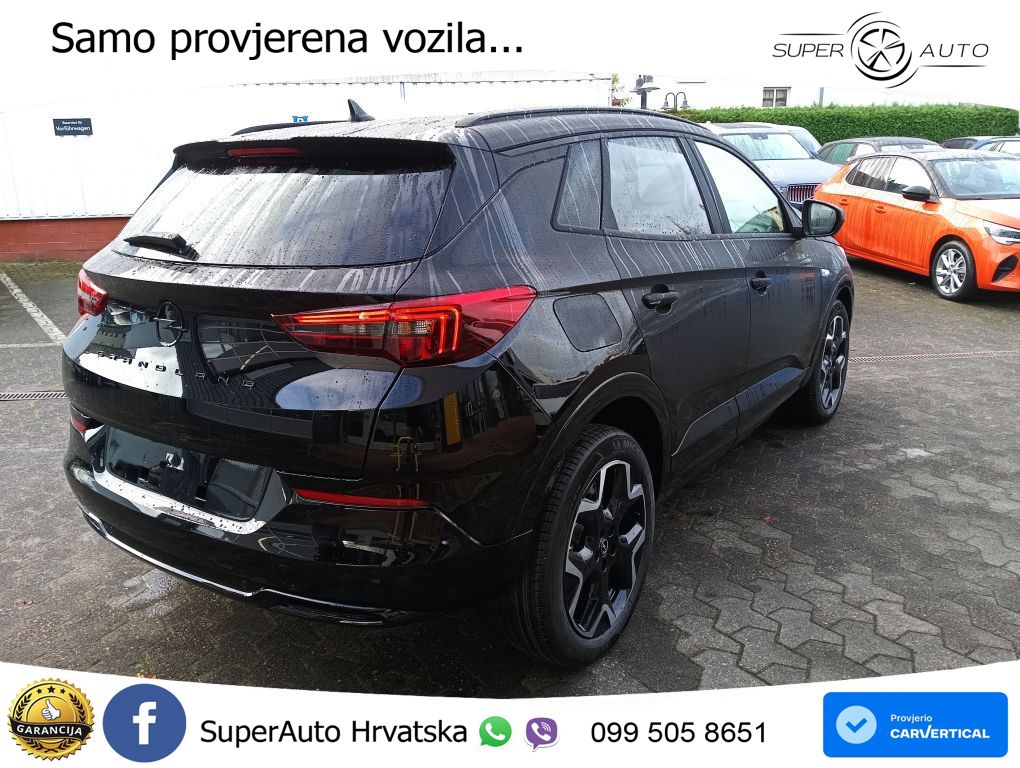 Opel Grandland 1.2i Turbo (130 KS) Automatic Ultimate LED+GR SJED+ACC