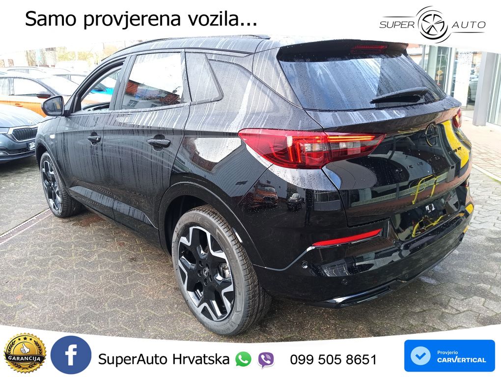 Opel Grandland 1.2i Turbo (130 KS) Automatic Ultimate LED+GR SJED+ACC