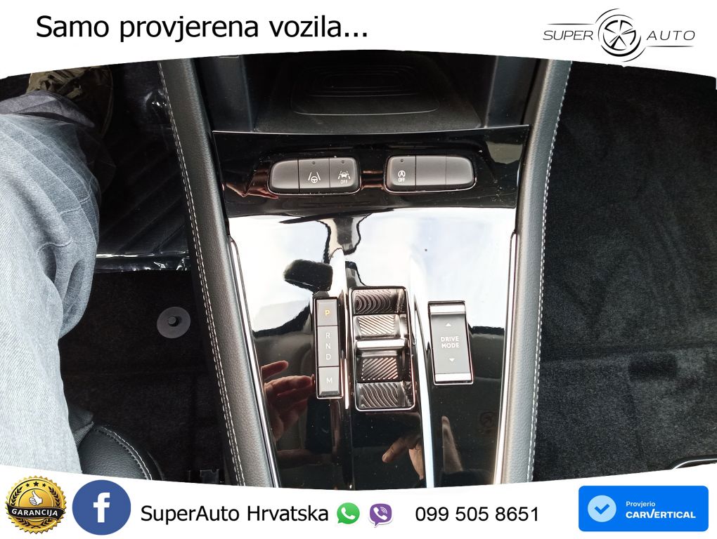 Opel Grandland 1.2i Turbo (130 KS) Automatic Ultimate LED+GR SJED+ACC