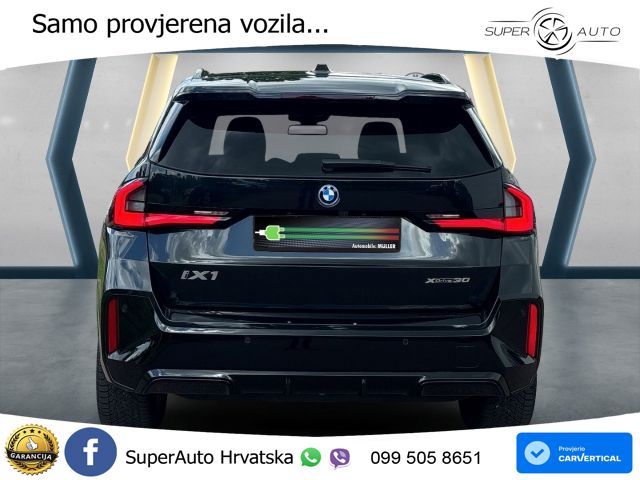 BMW iX1 68 kWh (313 KS) xDrive30