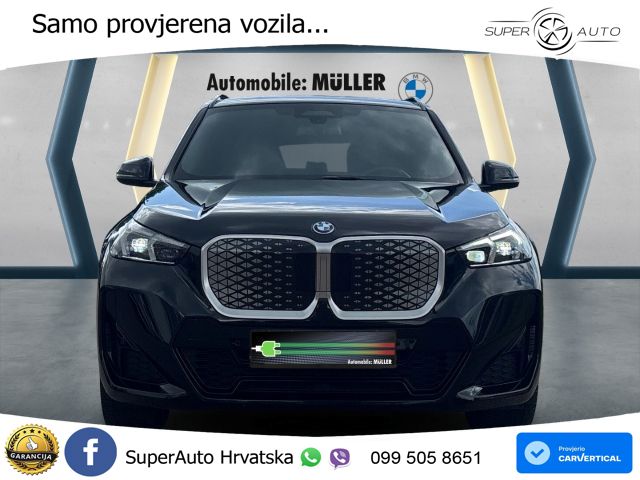 BMW iX1 68 kWh (313 KS) xDrive30