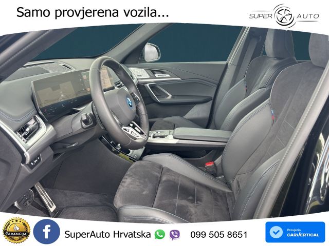BMW iX1 68 kWh (313 KS) xDrive30