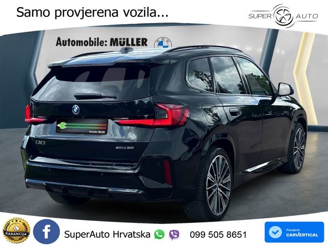 BMW iX1 68 kWh (313 KS) xDrive30