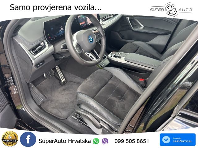 BMW iX1 68 kWh (313 KS) xDrive30