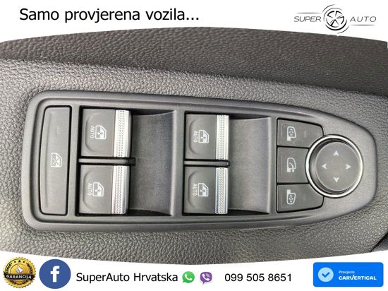 Renault Captur 1.3 TCe (140 KS) Intens