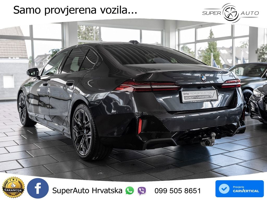BMW 520i (208 KS) Steptronic M Sport ACC+HEAD+4xGR SJED+360+PANO