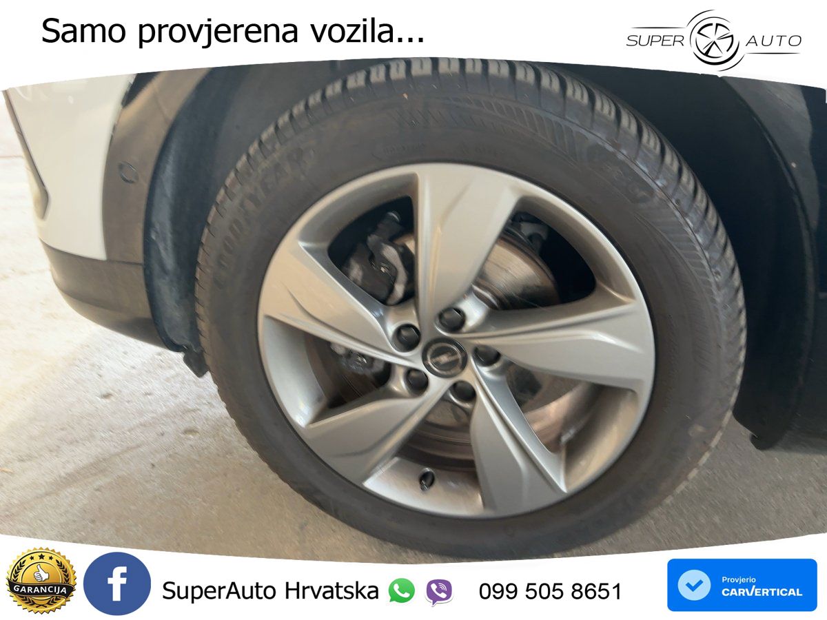 Opel Grandland 1.2i Turbo (130 KS) Automatic GS LED+GR SJED+ACC