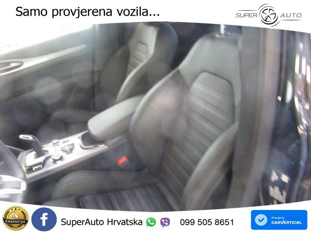 Alfa Romeo Stelvio 2.2 MultiJet II (210 KS) Q4 Automatic LED+GR SJED+ACC