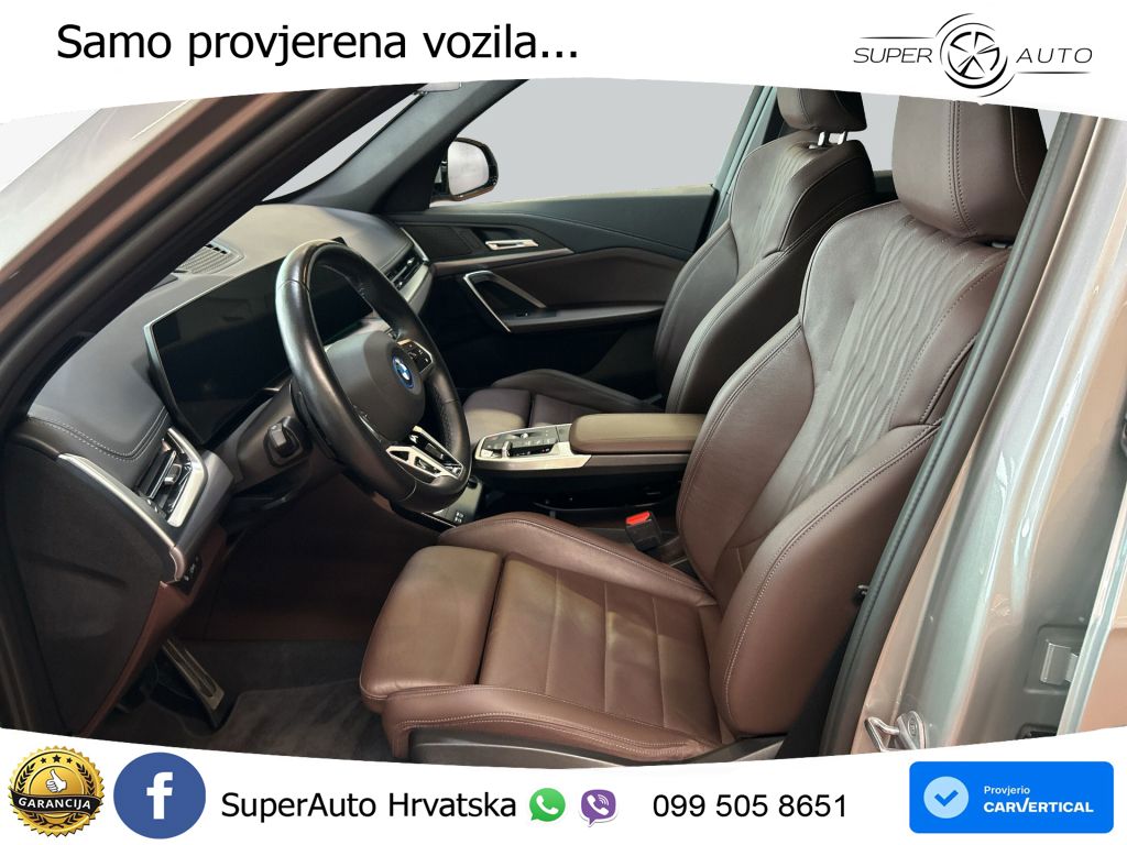 BMW iX1 68 kWh (313 KS) xDrive30