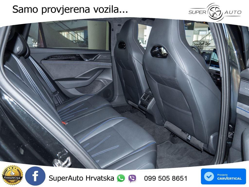 Volkswagen Passat Variant 1.5 TSI (272 KS) eHybrid DSG R-Line ACC+HEAD+4xGR SJED+360+PANO