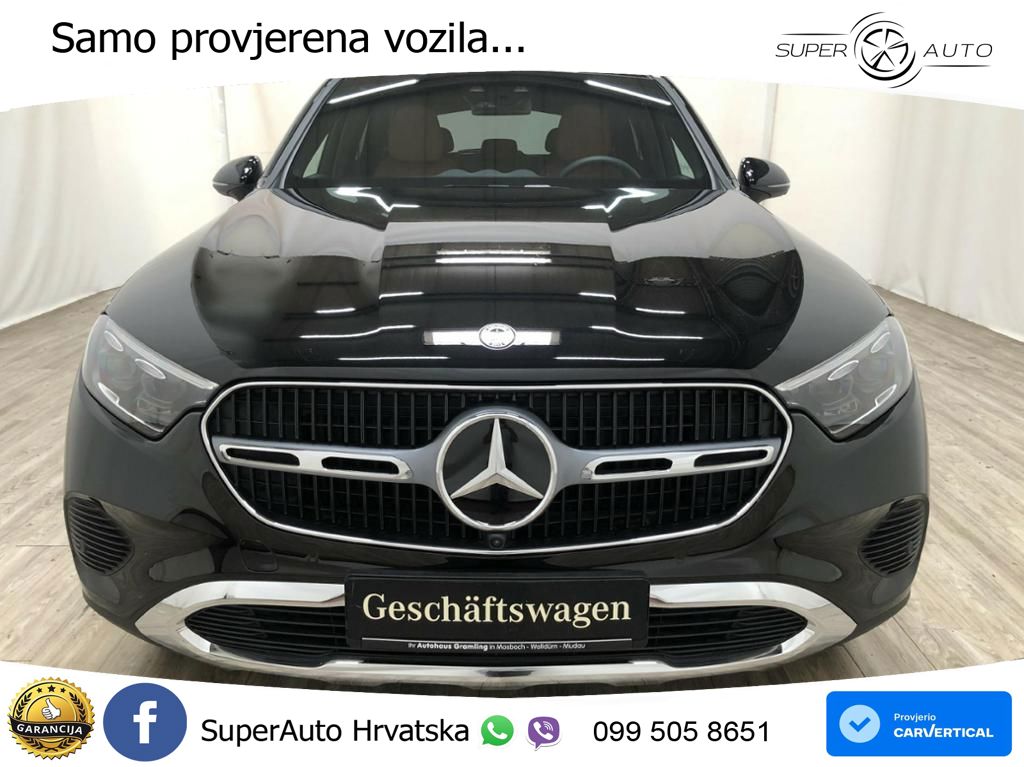 Mercedes GLC 300e (313 KS) 4MATIC 9G-TRONIC Avantgarde ACC+GR SJED+360+PANO