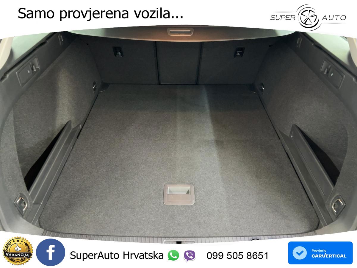 Volkswagen Passat Variant 1.5 TSI (150 KS) ACT Business LED+GR SJED+ACC